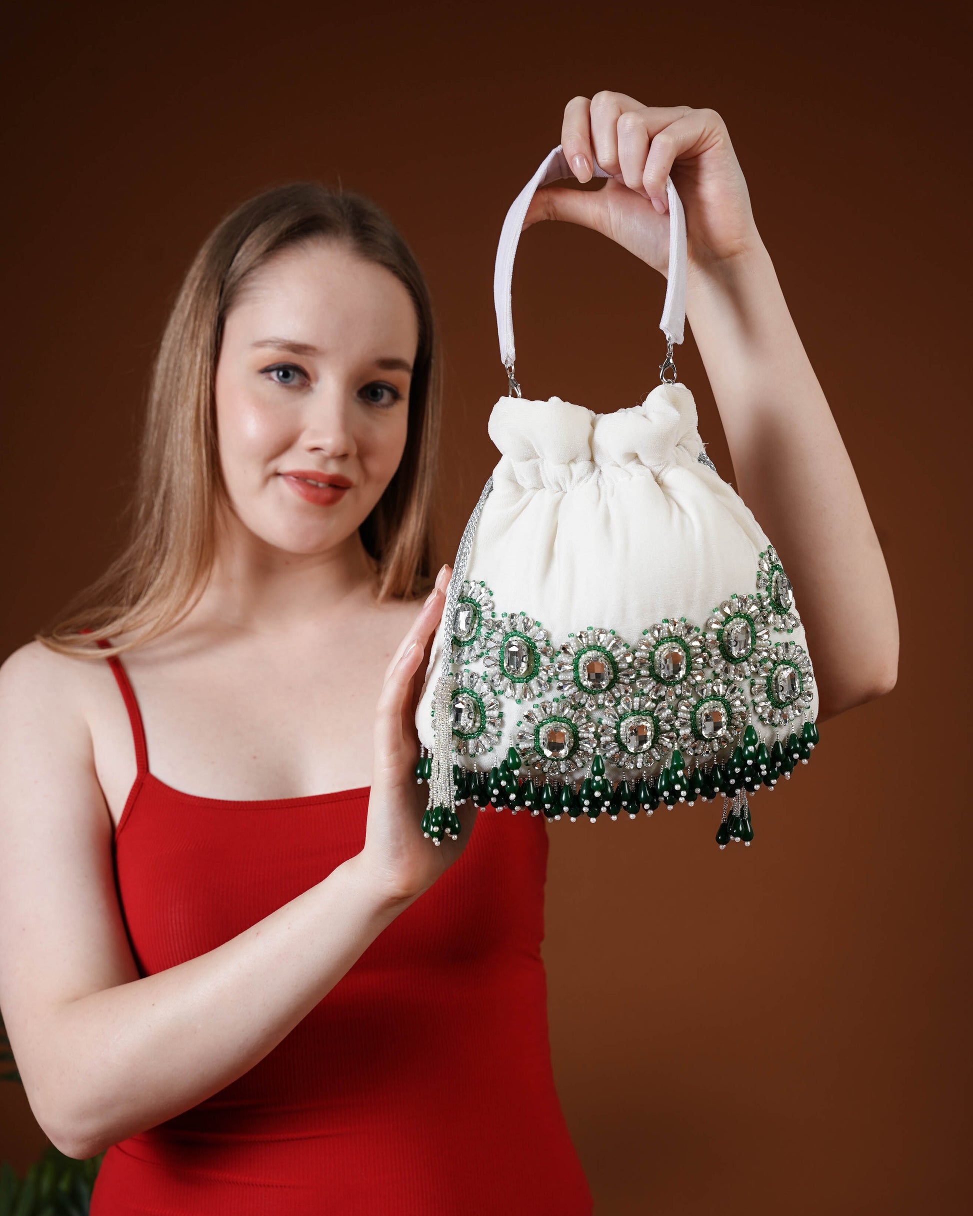 Ameera Velvet Emerald Potli