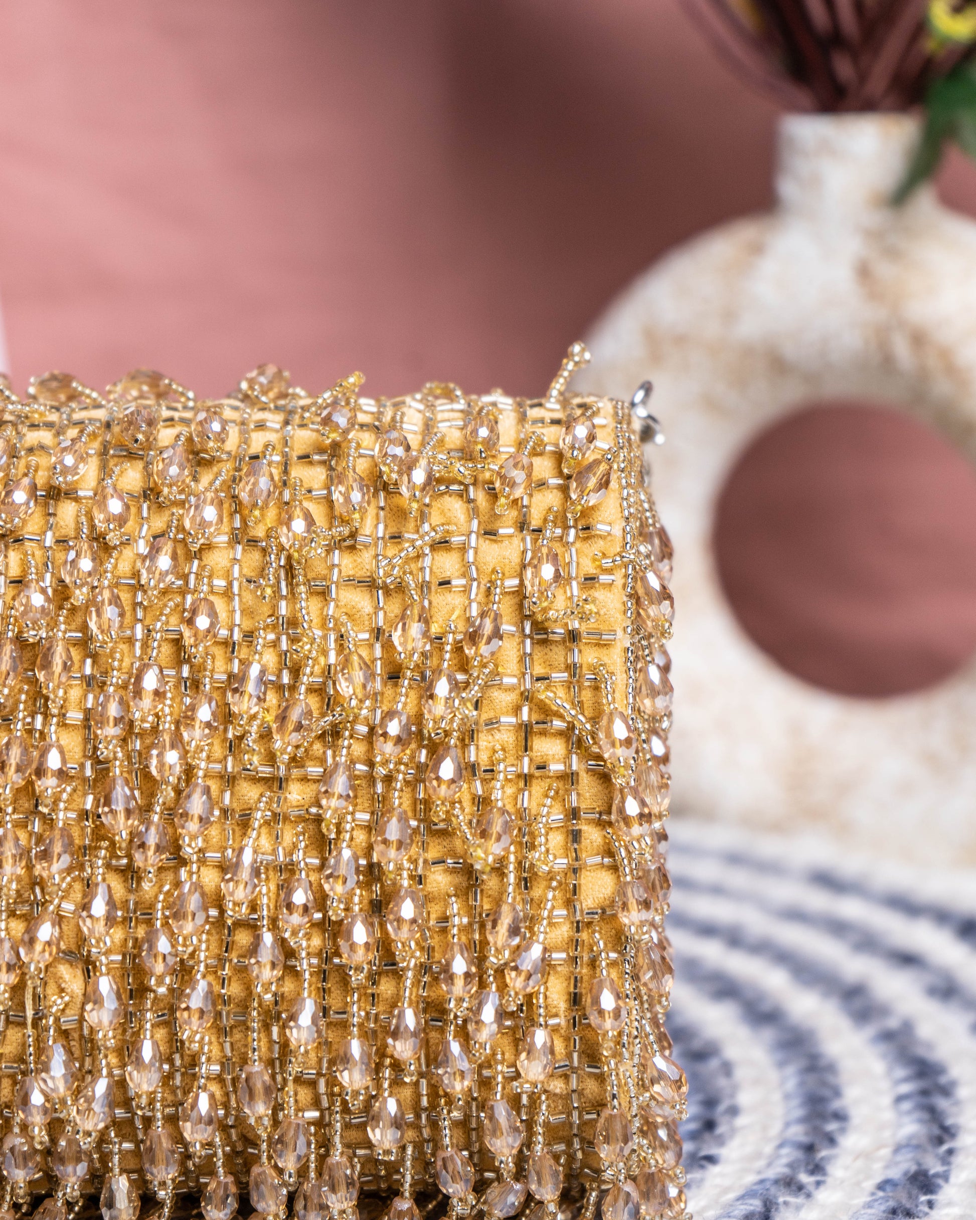 Noir Cascade Beaded Purse – Velleso Luxe Edit