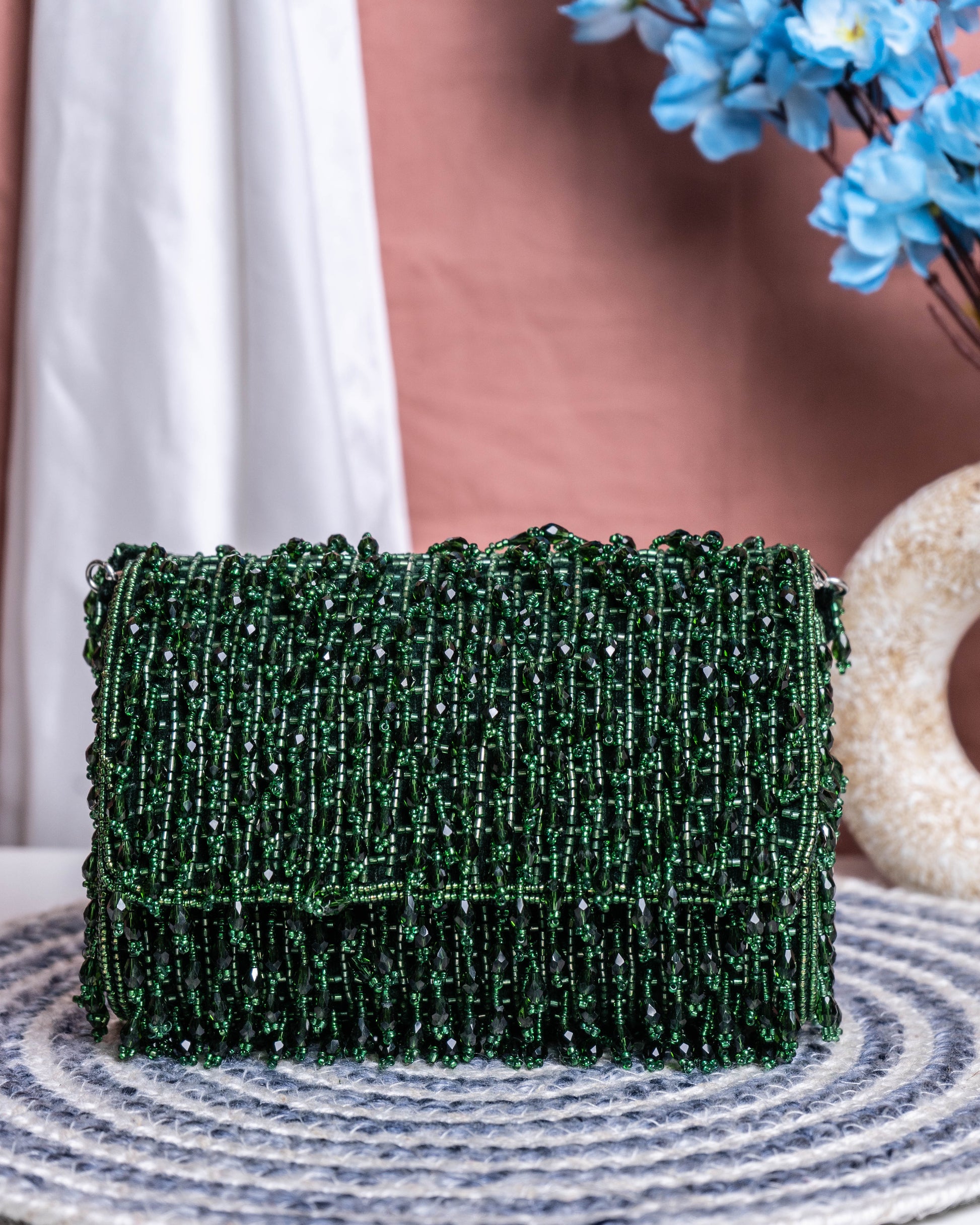 Noir Cascade Beaded Purse – Velleso Luxe Edit