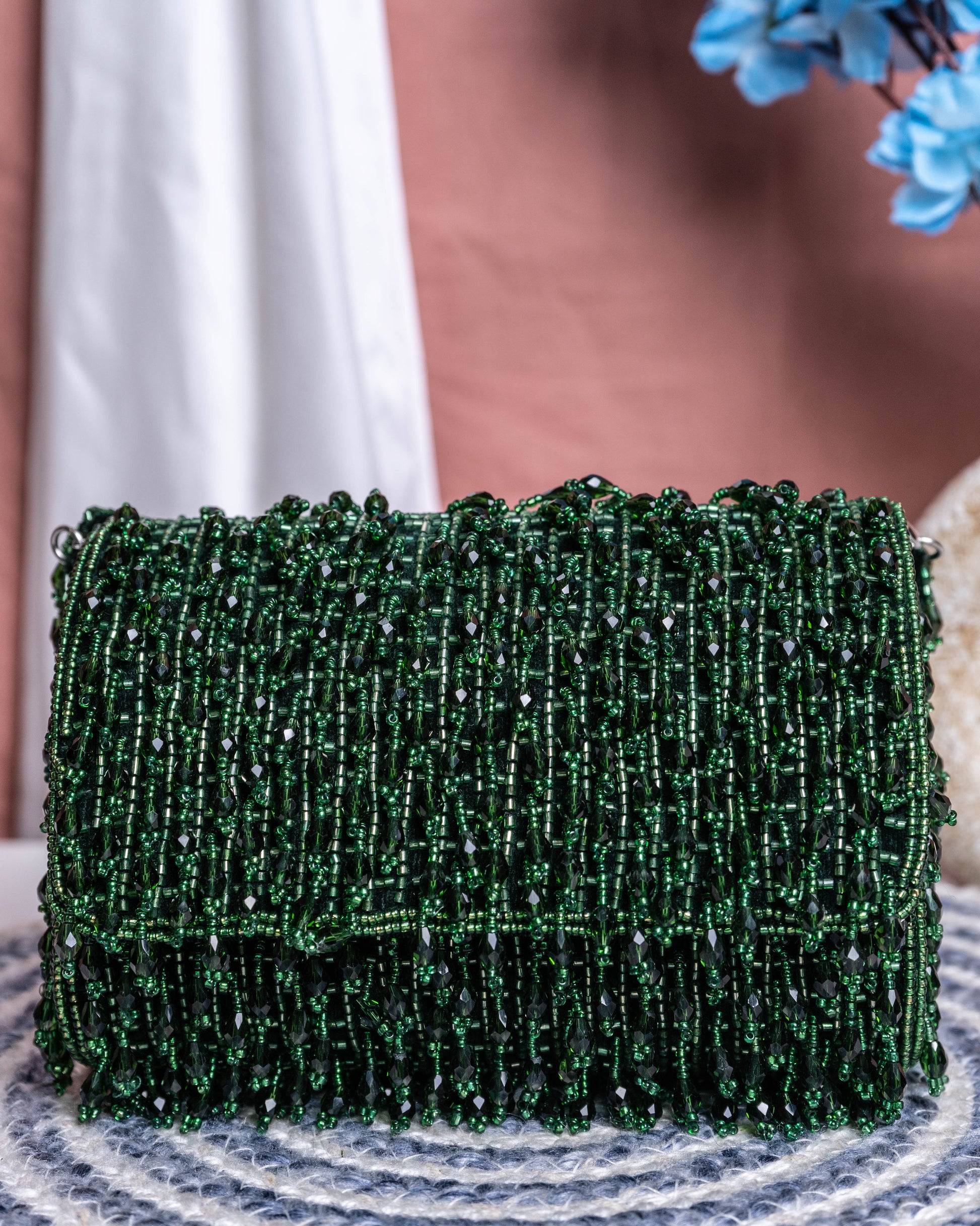 Noir Cascade Beaded Purse – Velleso Luxe Edit