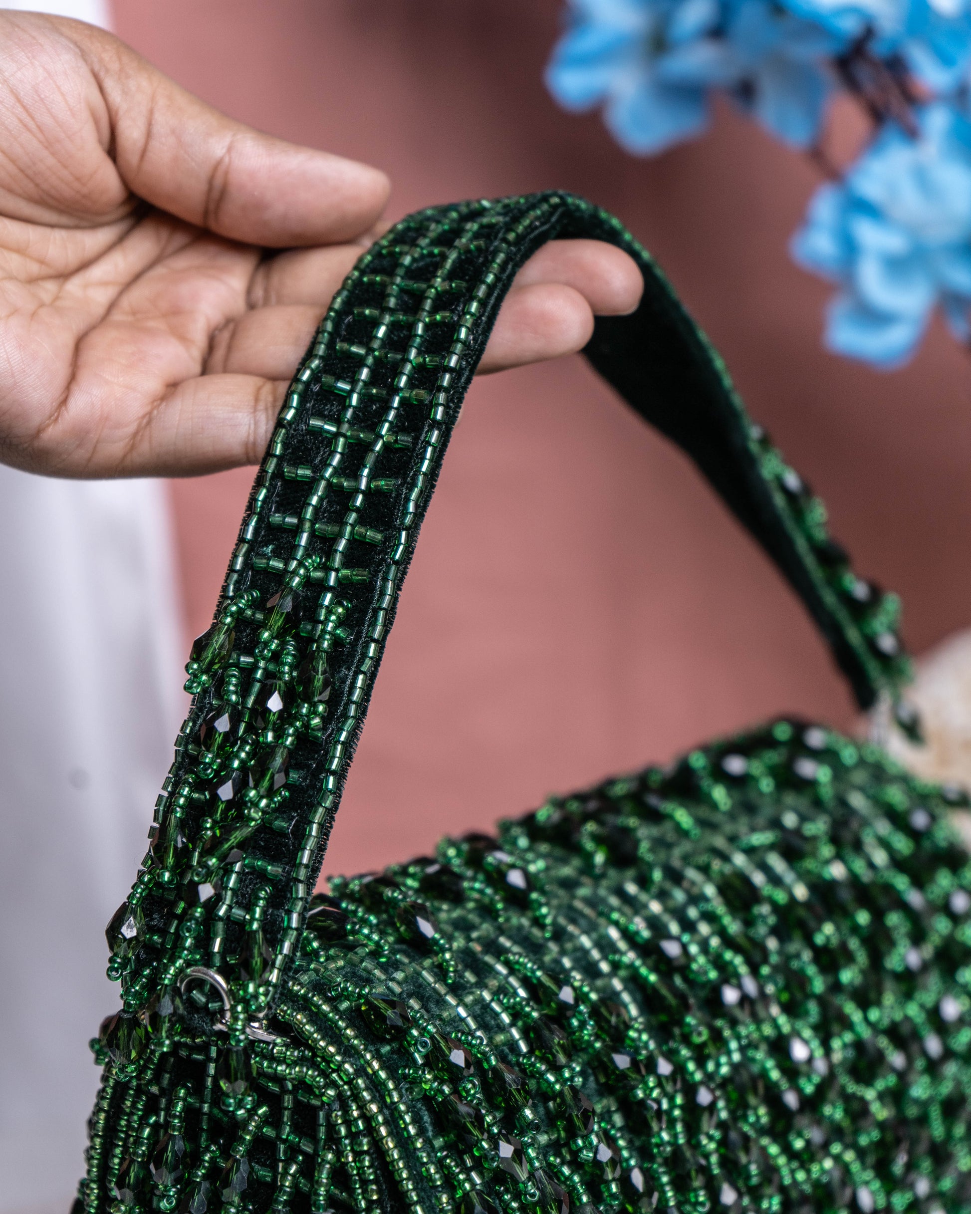 Noir Cascade Beaded Purse – Velleso Luxe Edit
