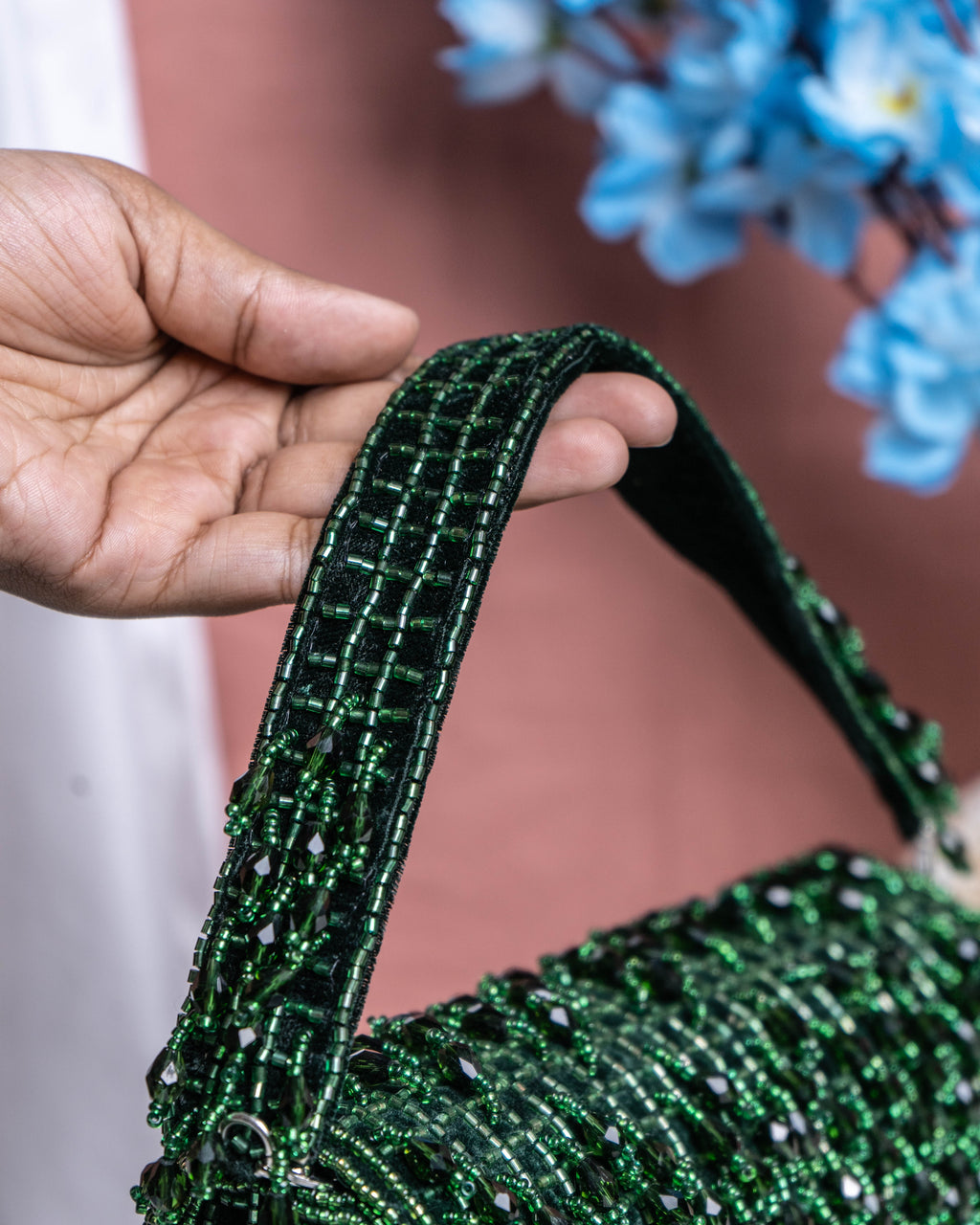 Noir Cascade Beaded Purse – Velleso Luxe Edit
