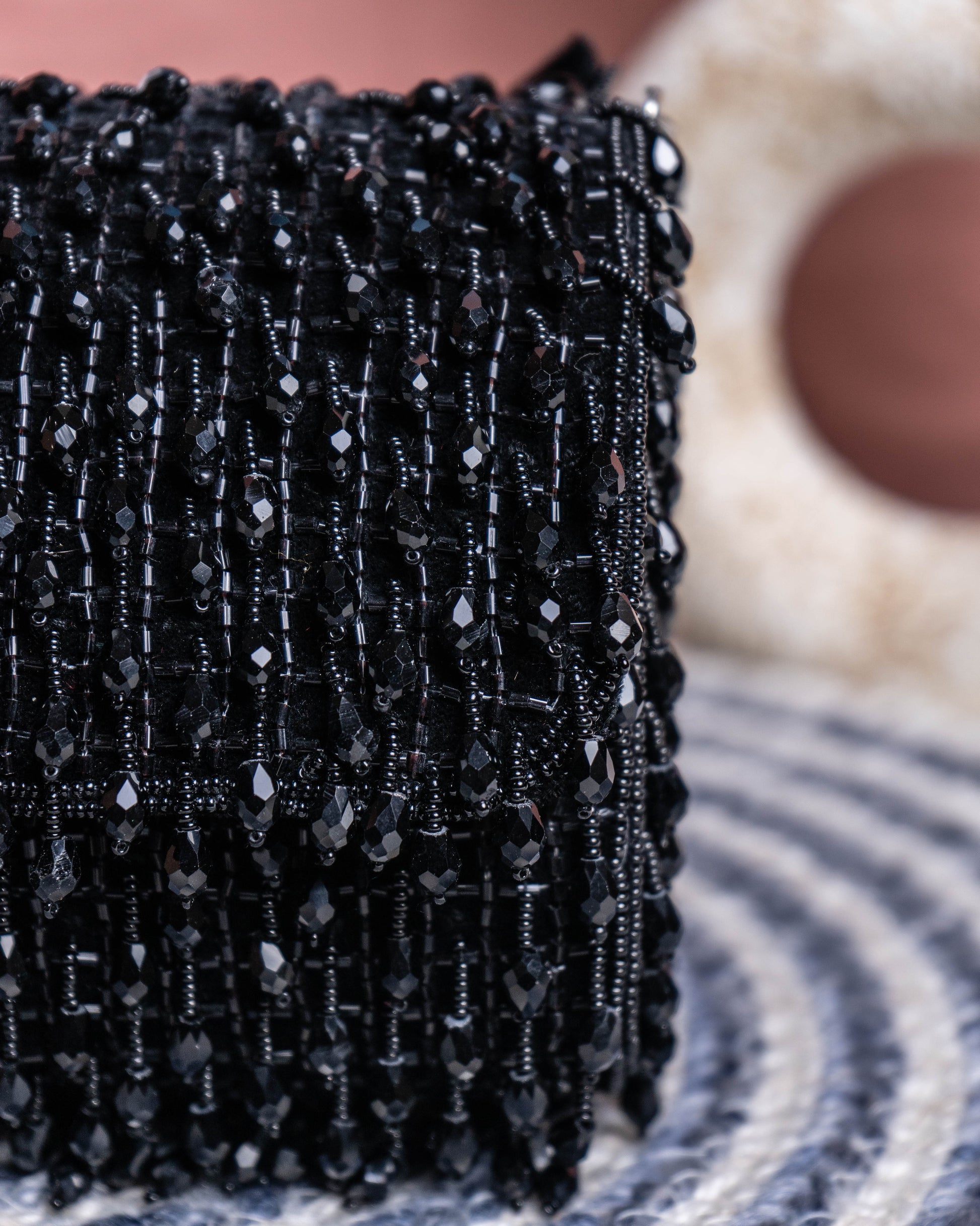 Noir Cascade Beaded Purse – Velleso Luxe Edit