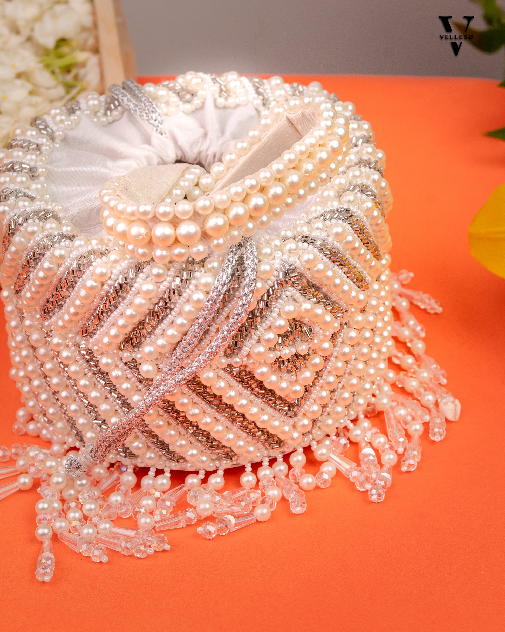 Frosted Radiance Pearl Potli