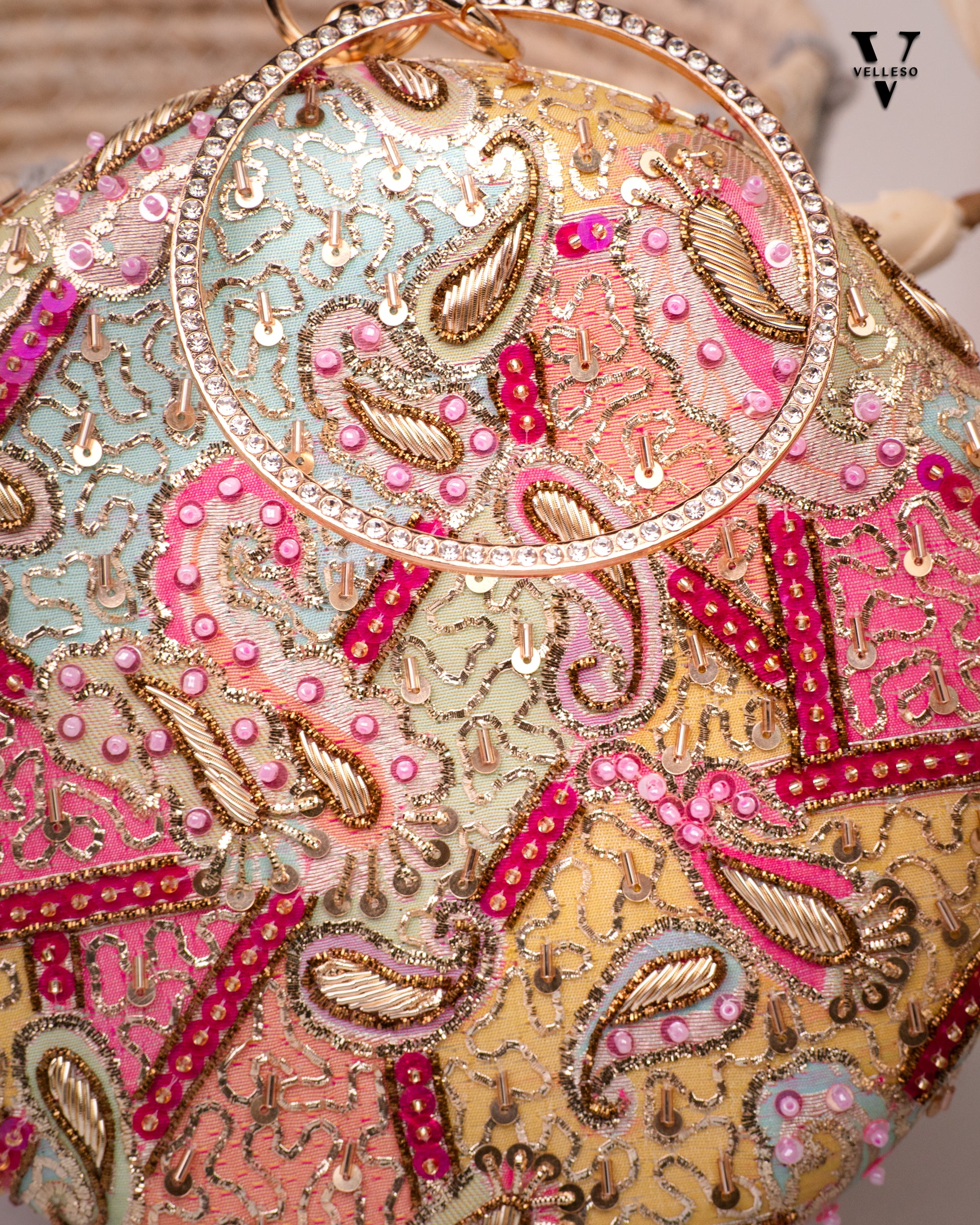 Zayra Round Zari Clutch Bag