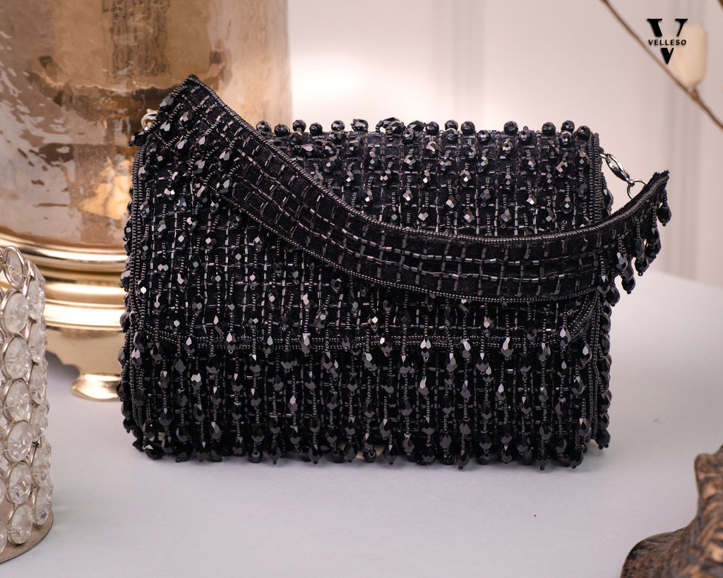 Noir Cascade Beaded Purse – Velleso Luxe Edit