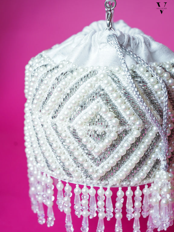 Frosted Radiance Pearl Potli