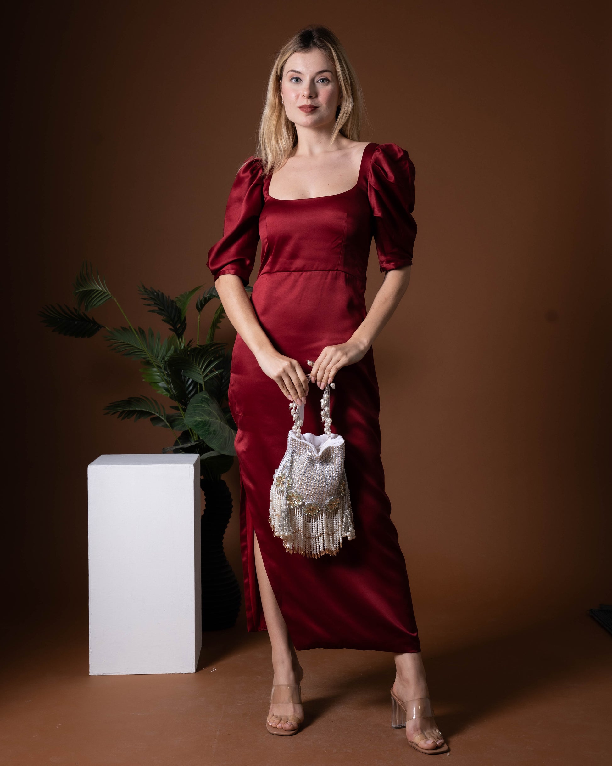 Zariah Radiance Potli Bag – Pearl Cascade Embellished Purse