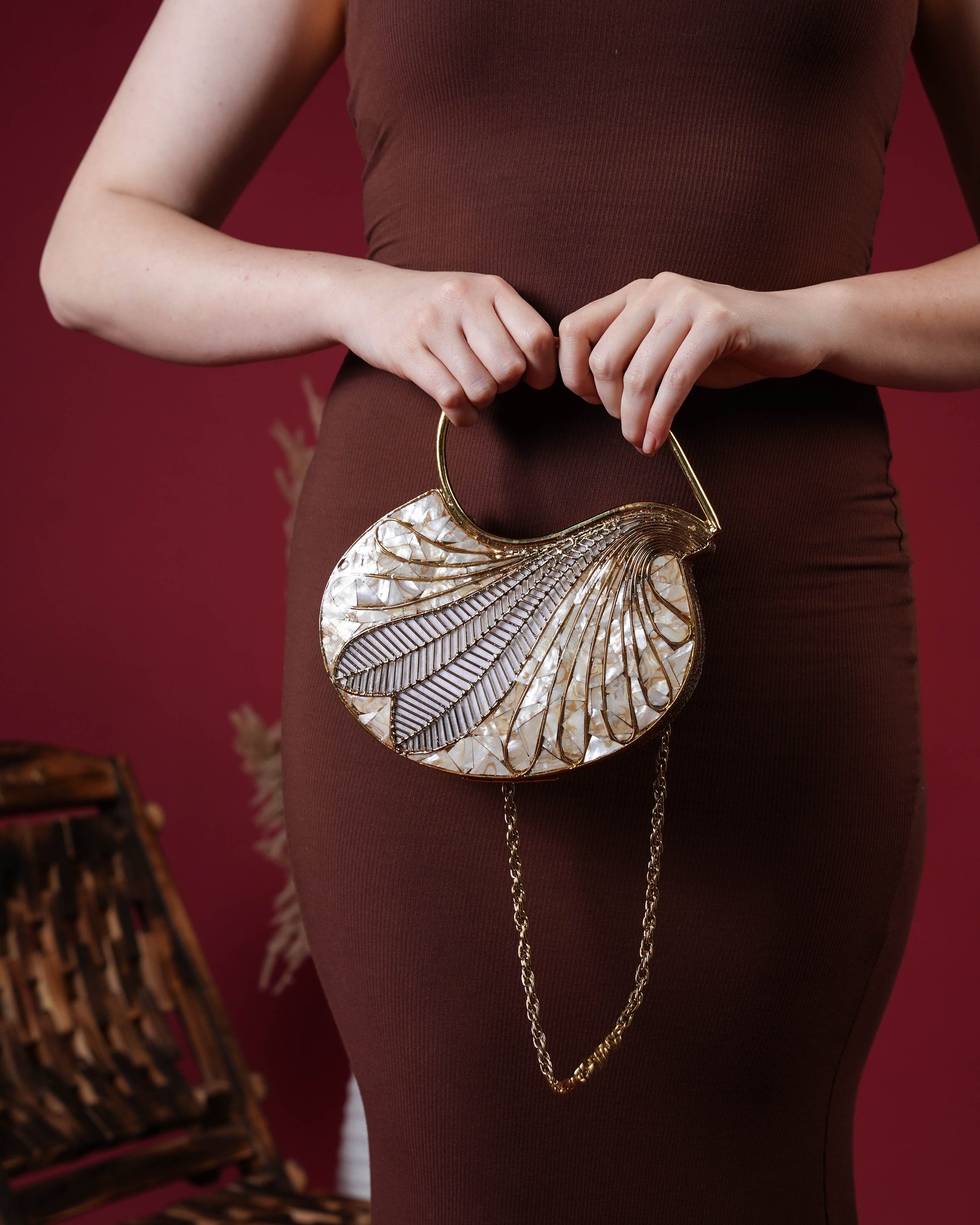Ivory Glint MOP Clutch