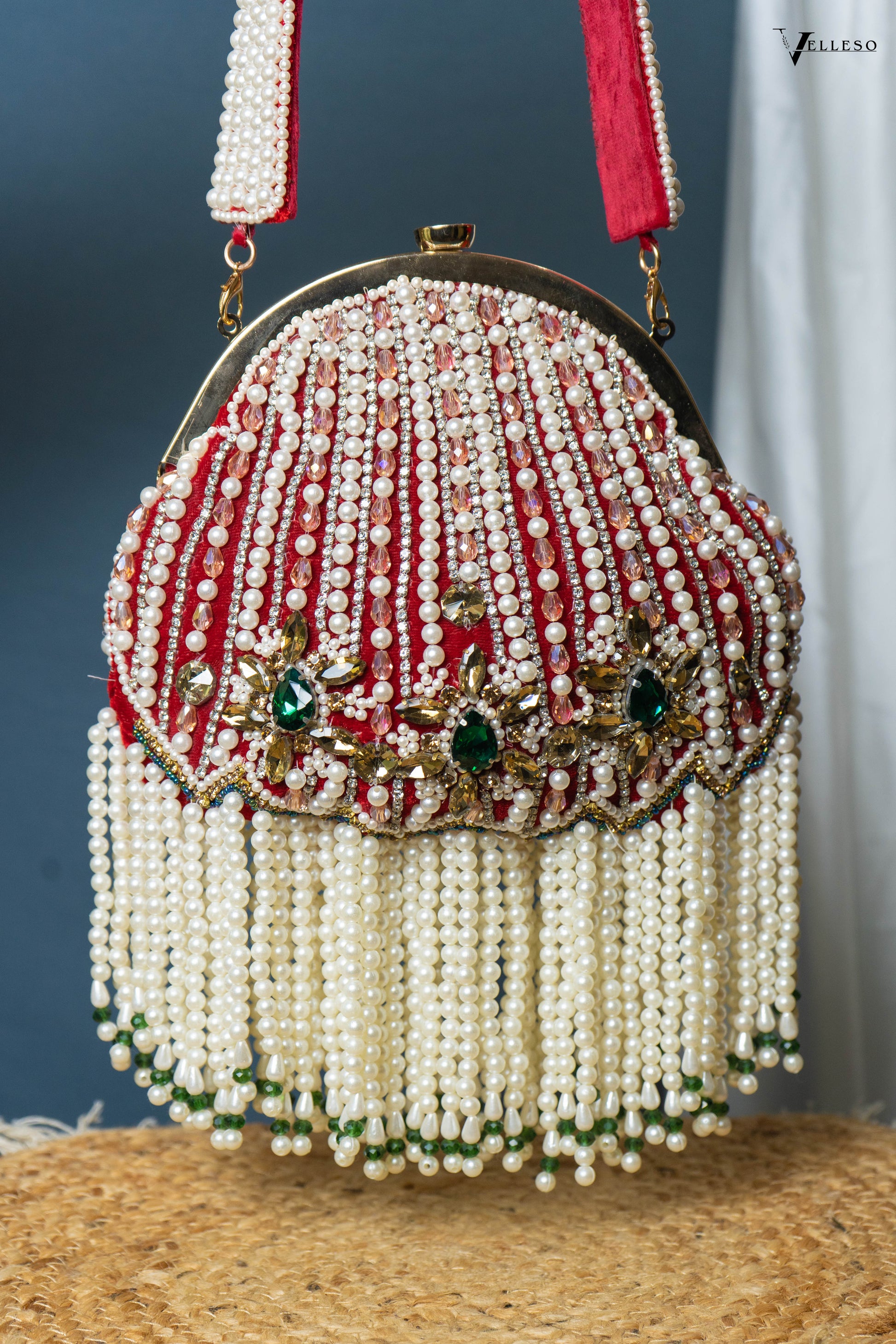 Mahira Royale Pearl Frame Bag