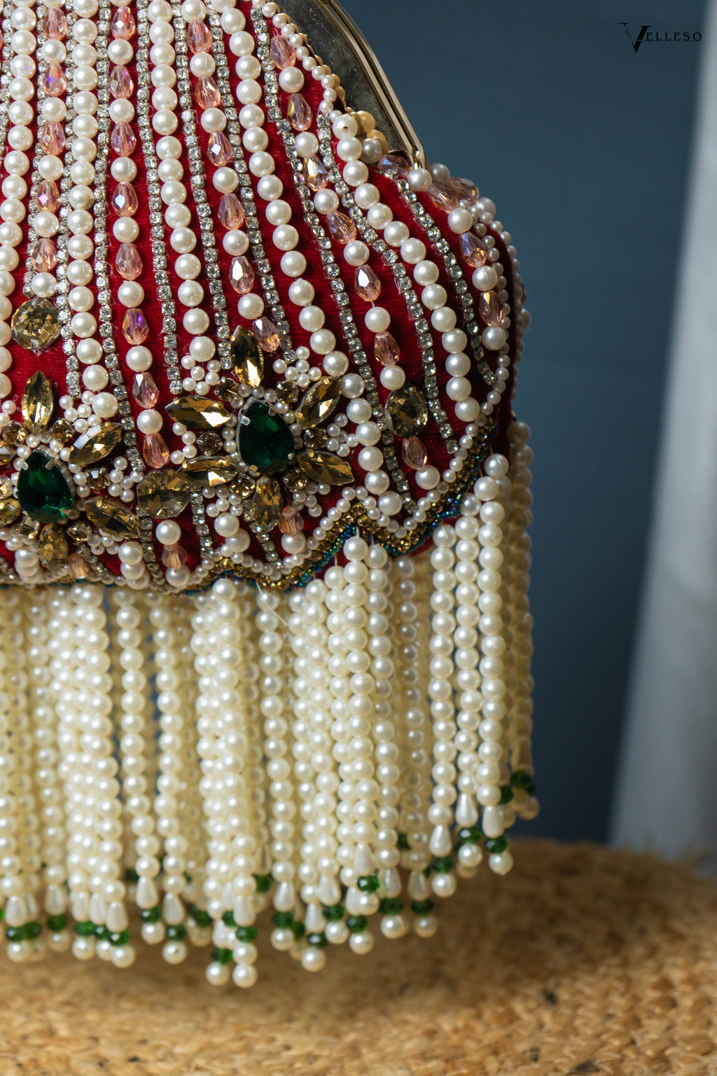 Mahira Royale Pearl Frame Bag