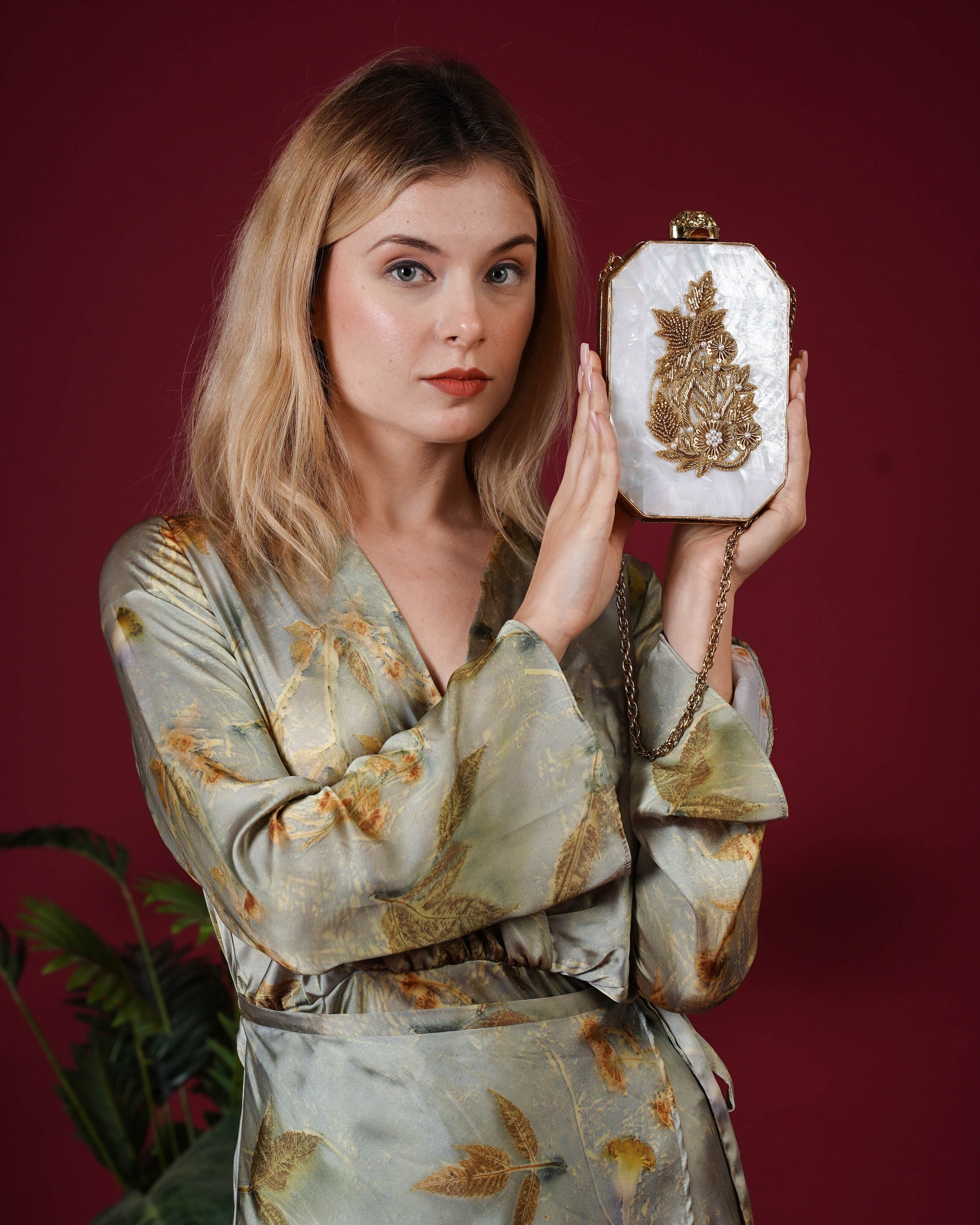 Elowen Ivory MOP Clutch