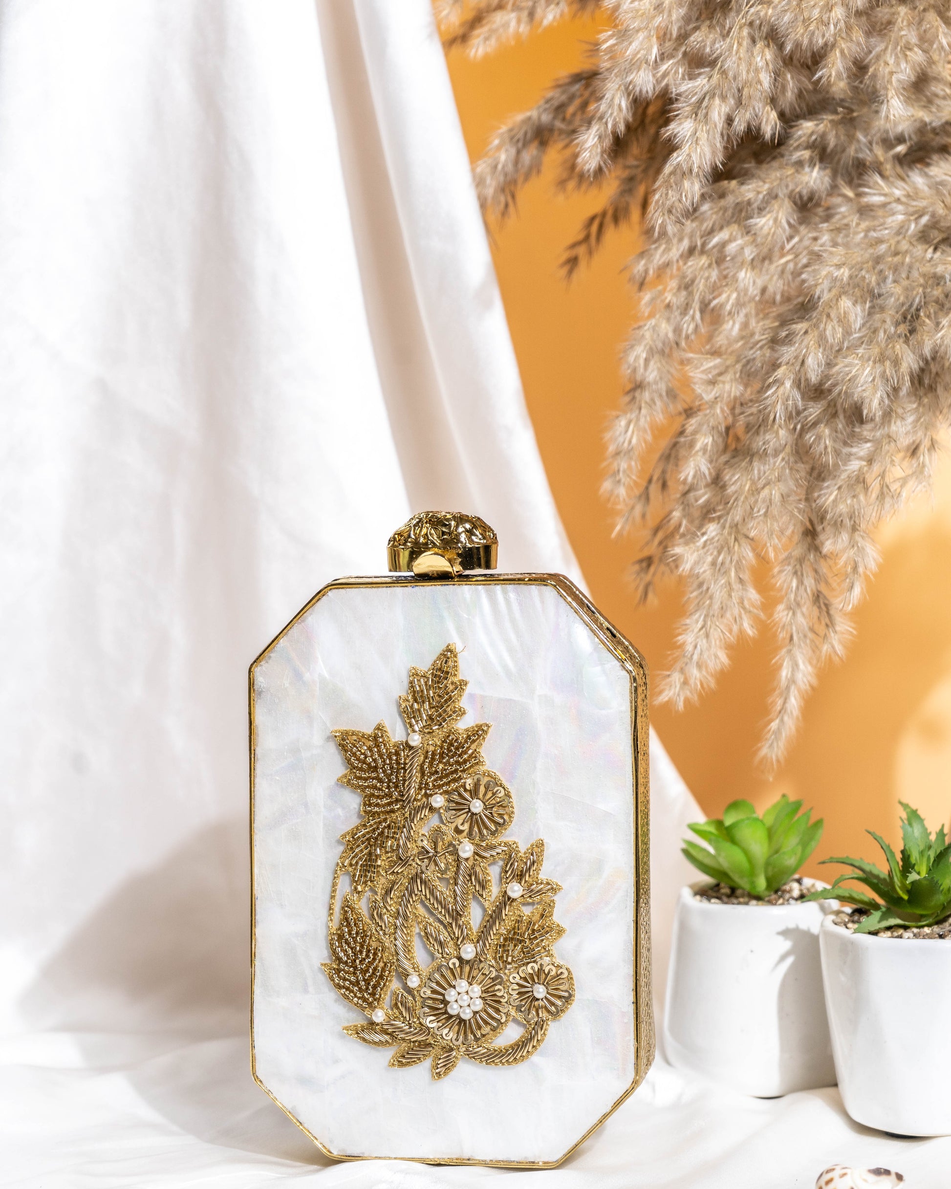 Elowen Ivory MOP Clutch
