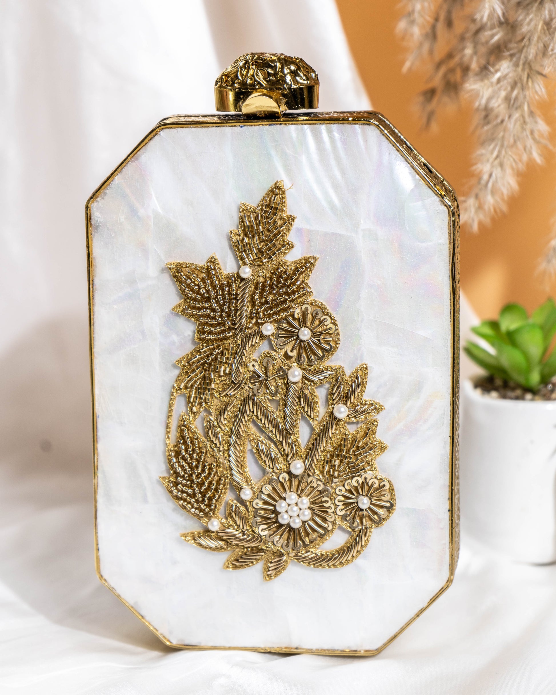 Elowen Ivory MOP Clutch