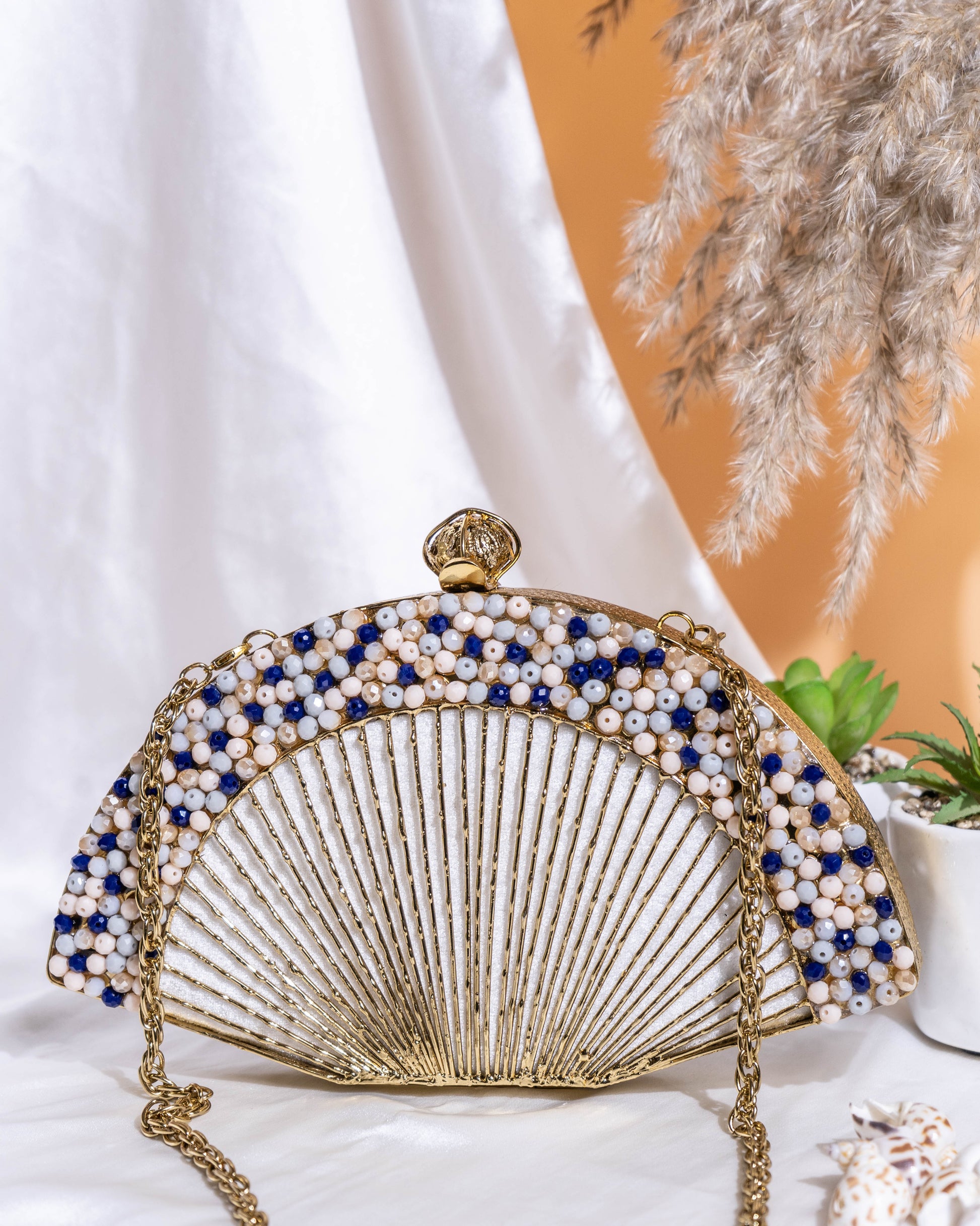 Oceara Fan Beaded Clutch
