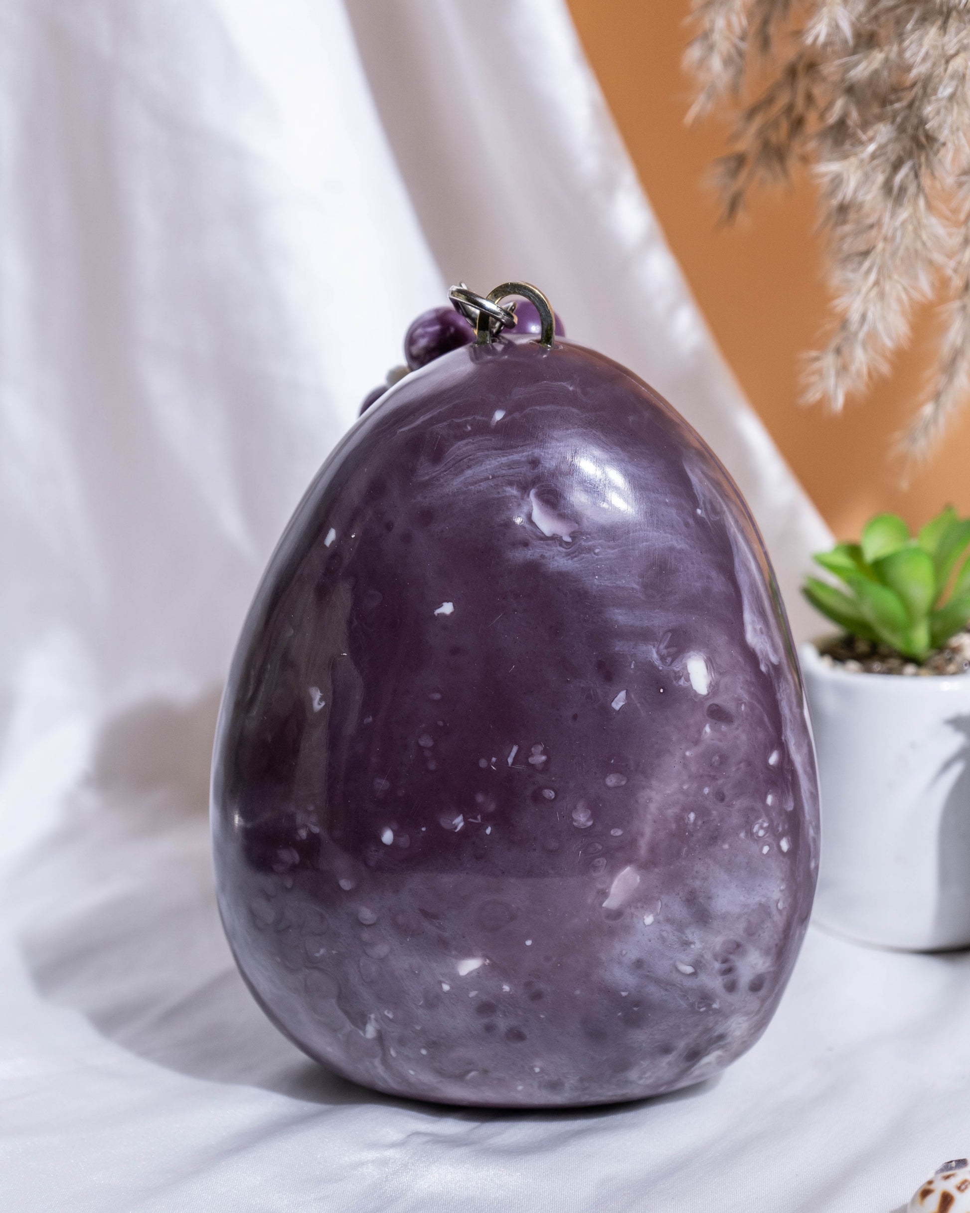Noir Pebble Orb Clutch