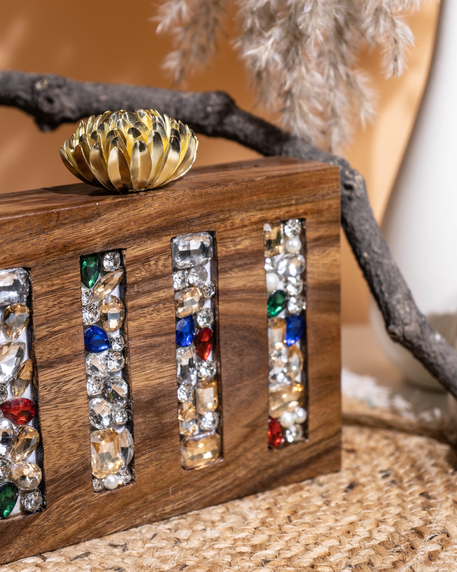Zariya Jewel Inlay Lotus Clutch