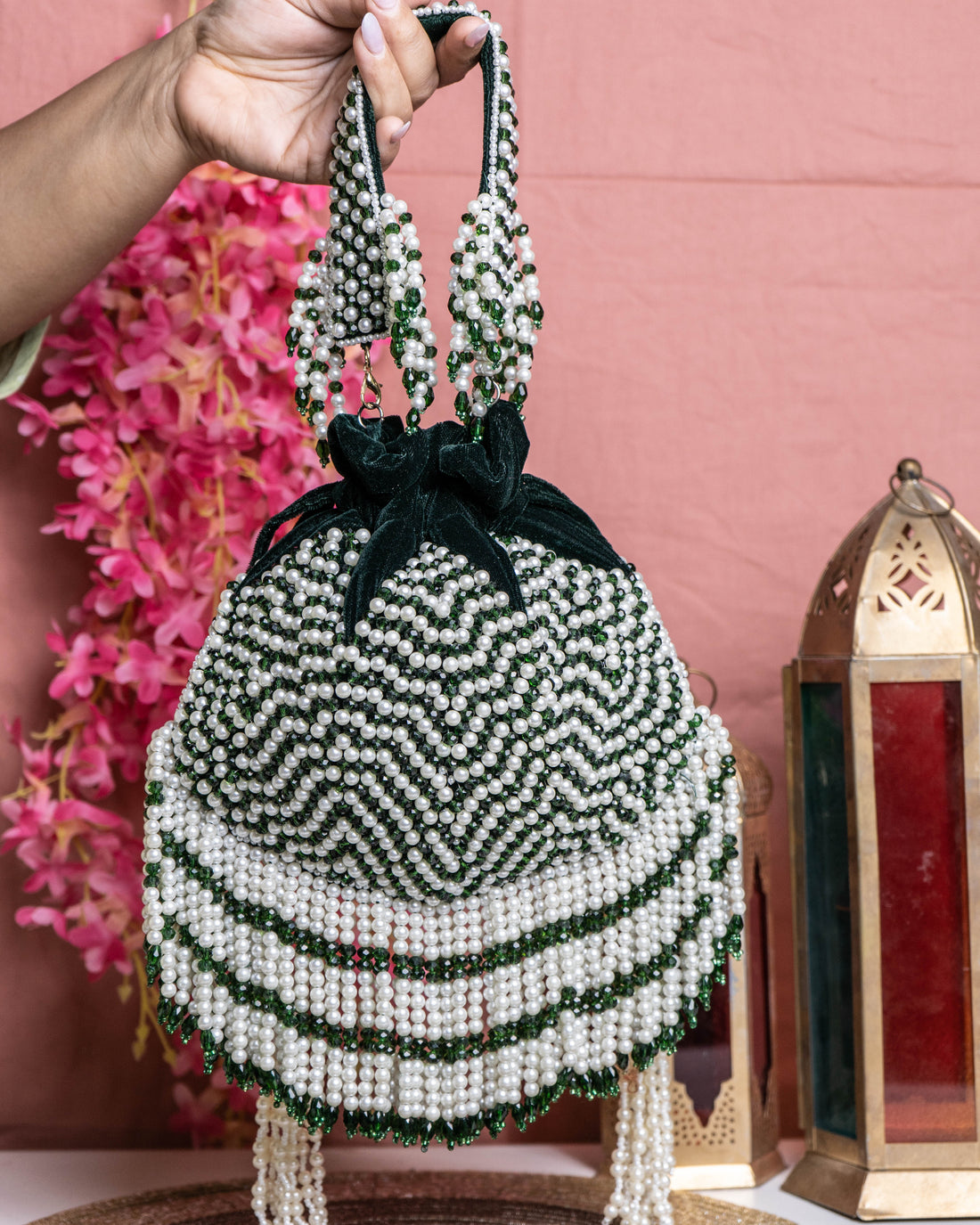 Elara Pearl Potli
