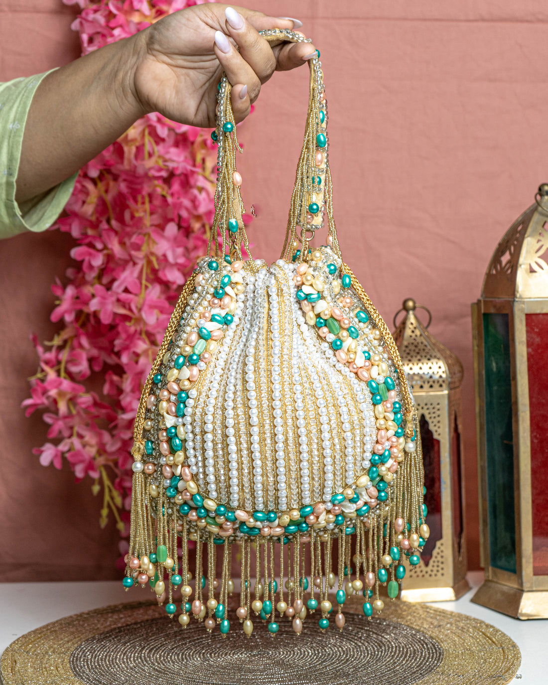 Liora Bead Bloom