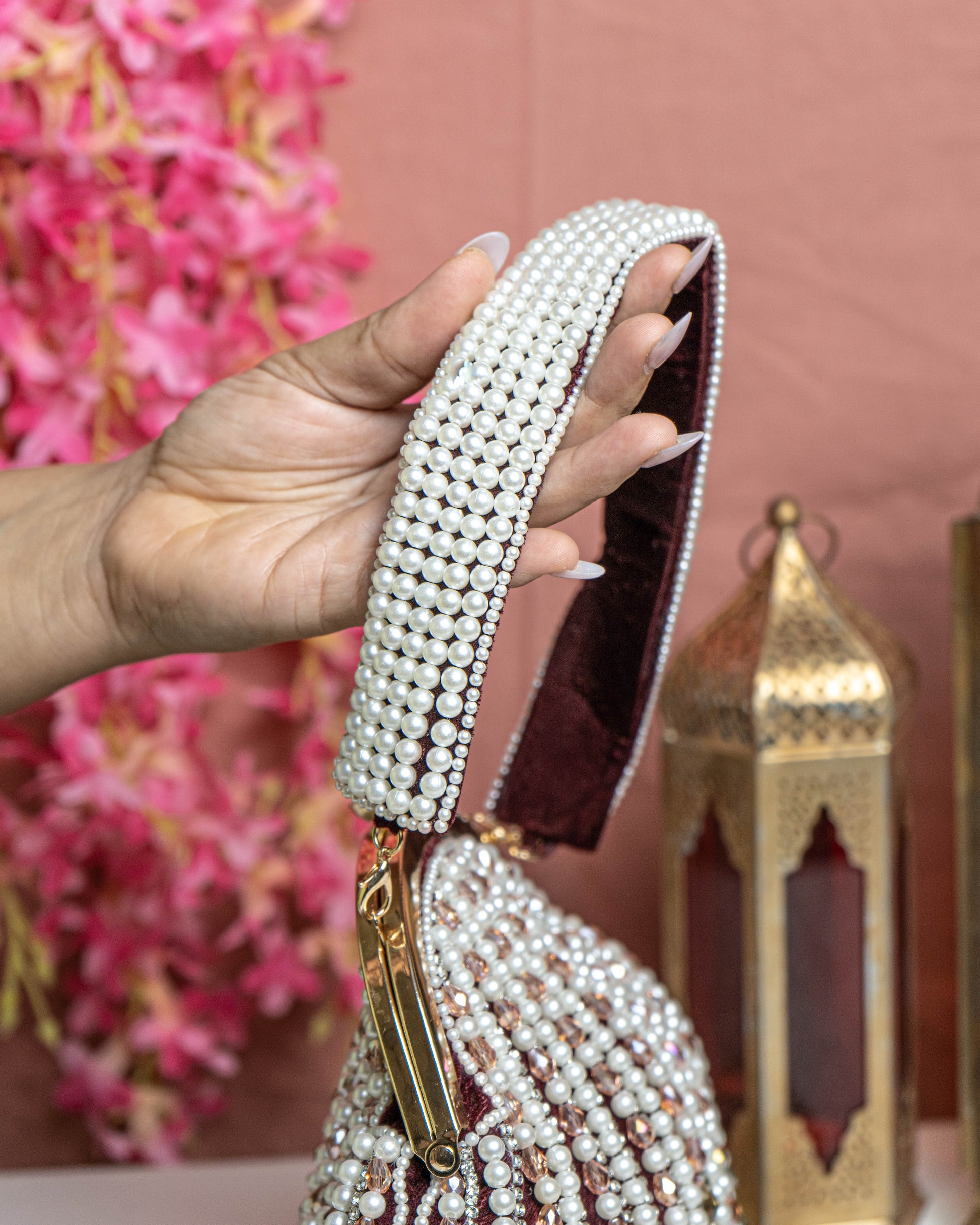 Mahira Royale Pearl Frame Bag